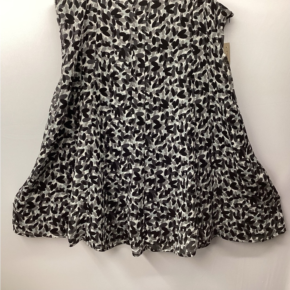 NOTATIONS PLUS SIZE WOMEN’S SKIRT SIZE: 1X COLOR: BLACK, GRAY AND WHITE NWT